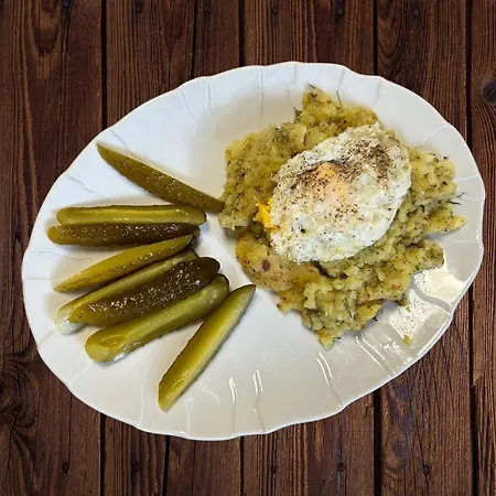 Ostrzycka Goscina U Maryli Otel